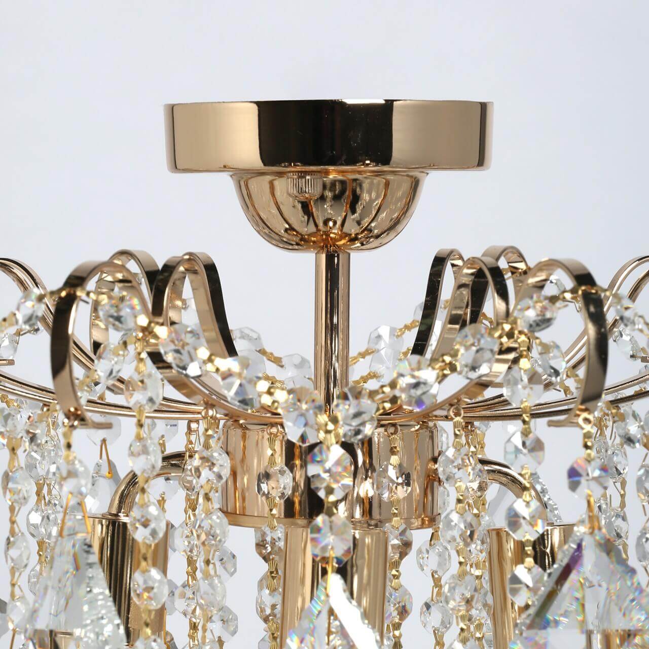 Люстра на штанге DeMarkt 464019304 в Москве