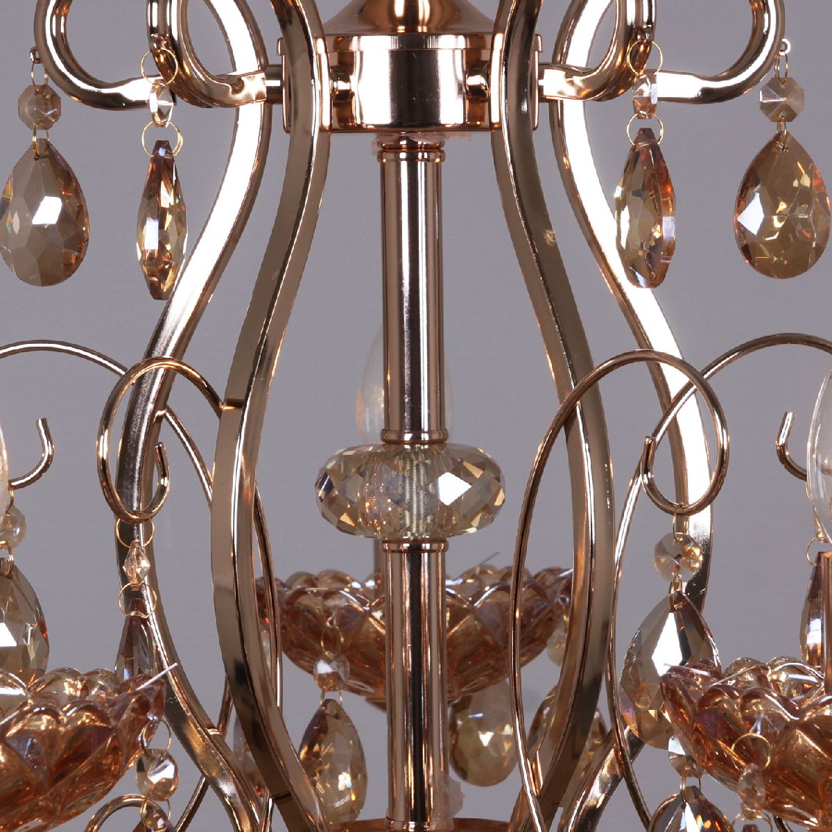 Подвесная люстра Reluce 02315-0.4-05 FGD+GC