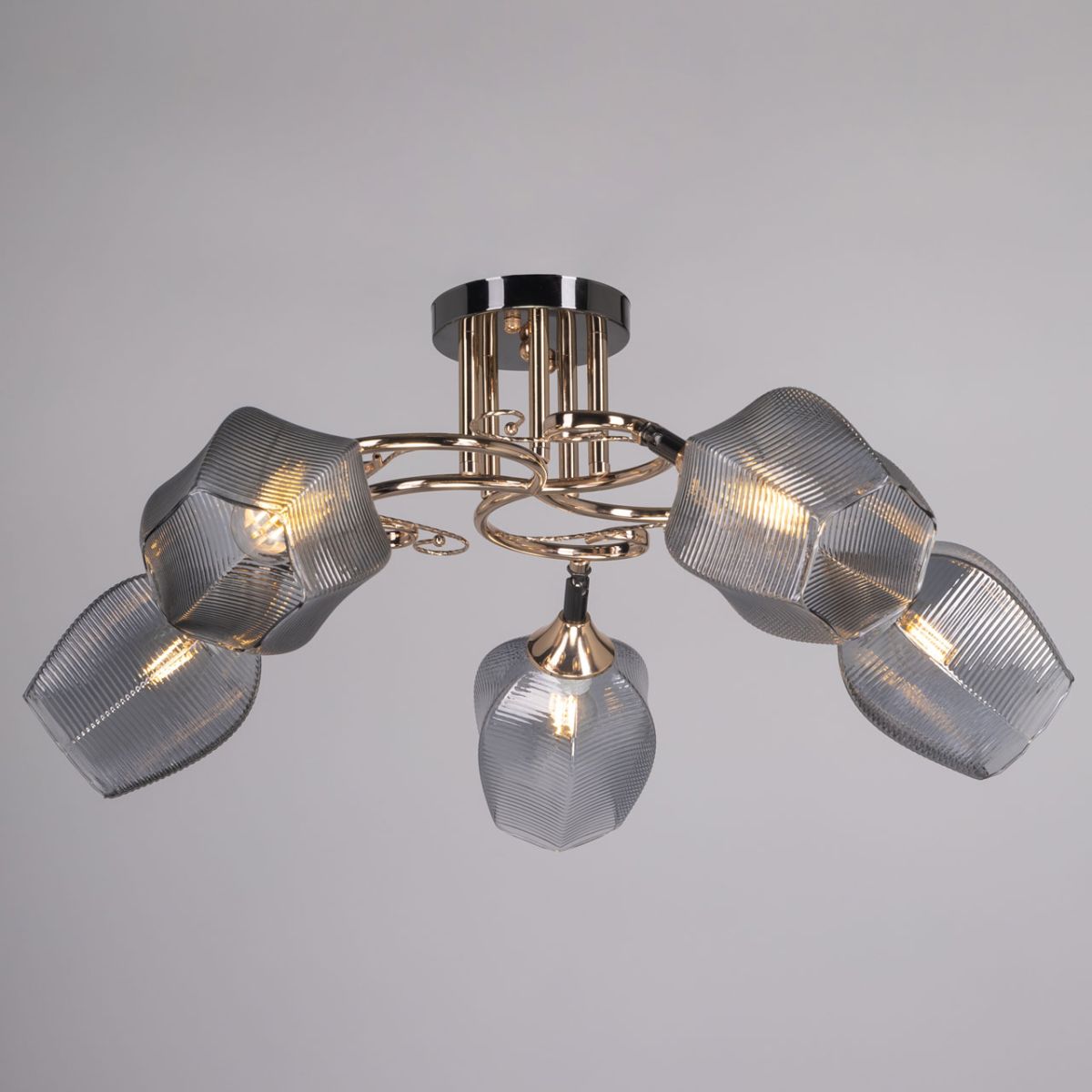 Потолочная люстра De Markt Акцент 680012205