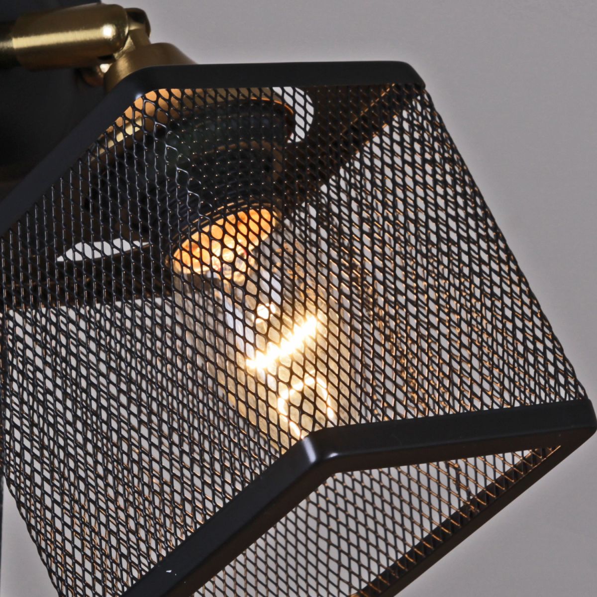 Бра Reluce 60660-0.2-01 BK+COP