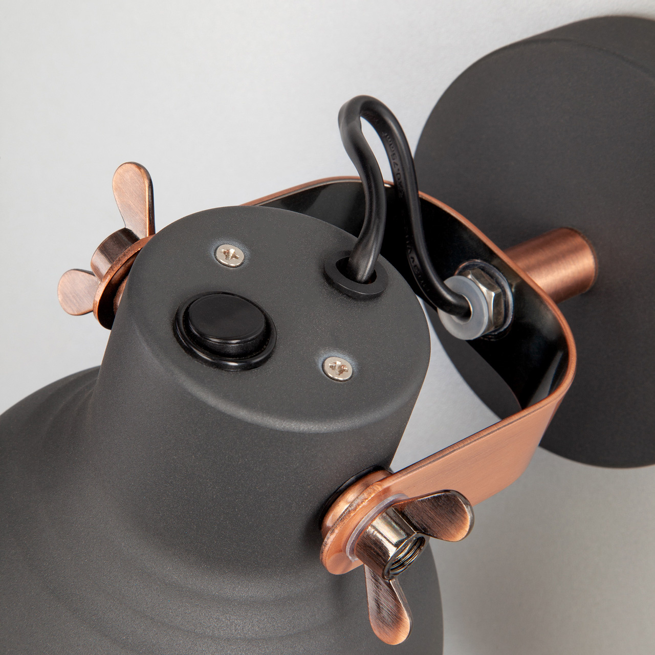 Спот Eurosvet Projector 70079/1 черный