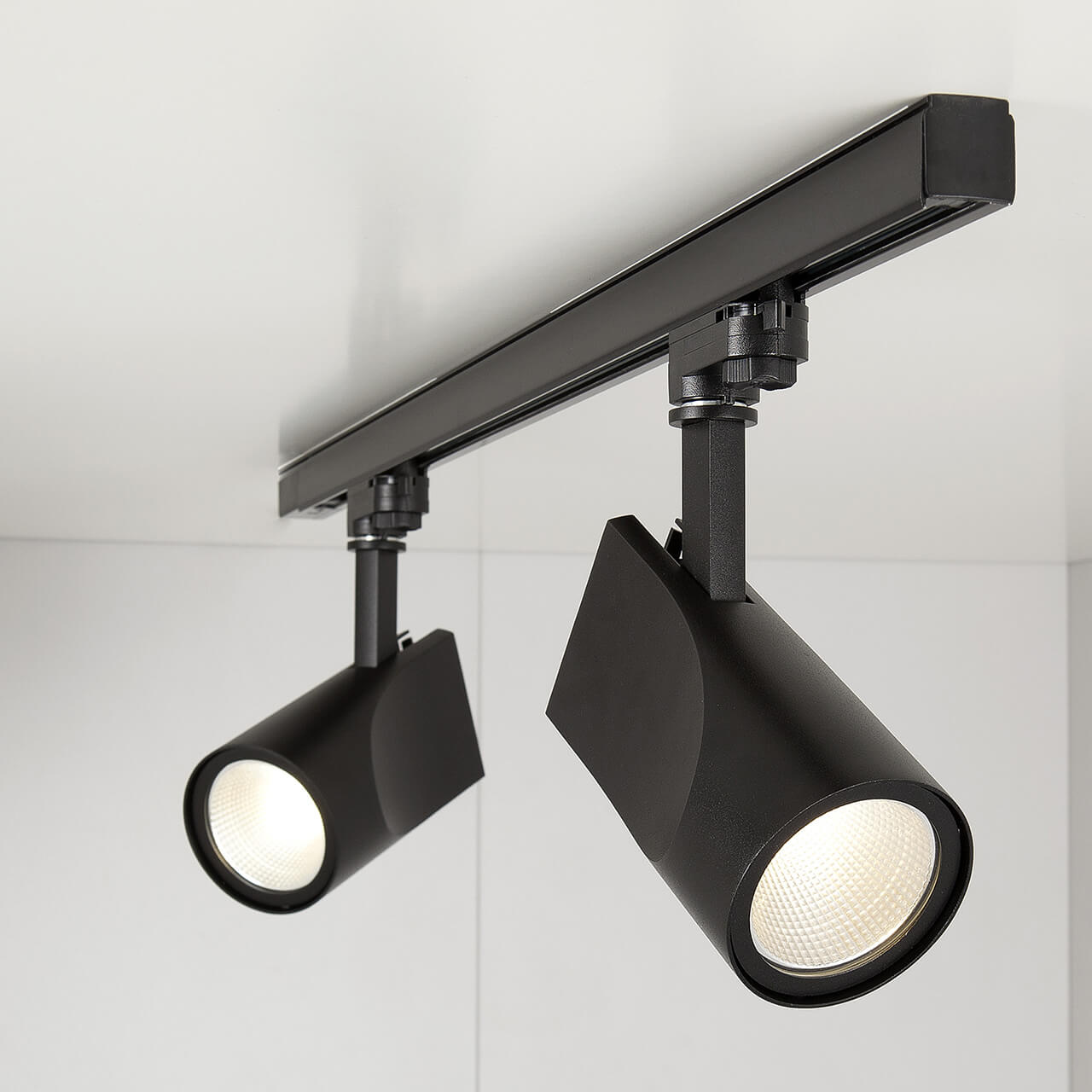 Трековый светодиодный светильник Elektrostandard Vista черный 32W 4200K 4690389111518