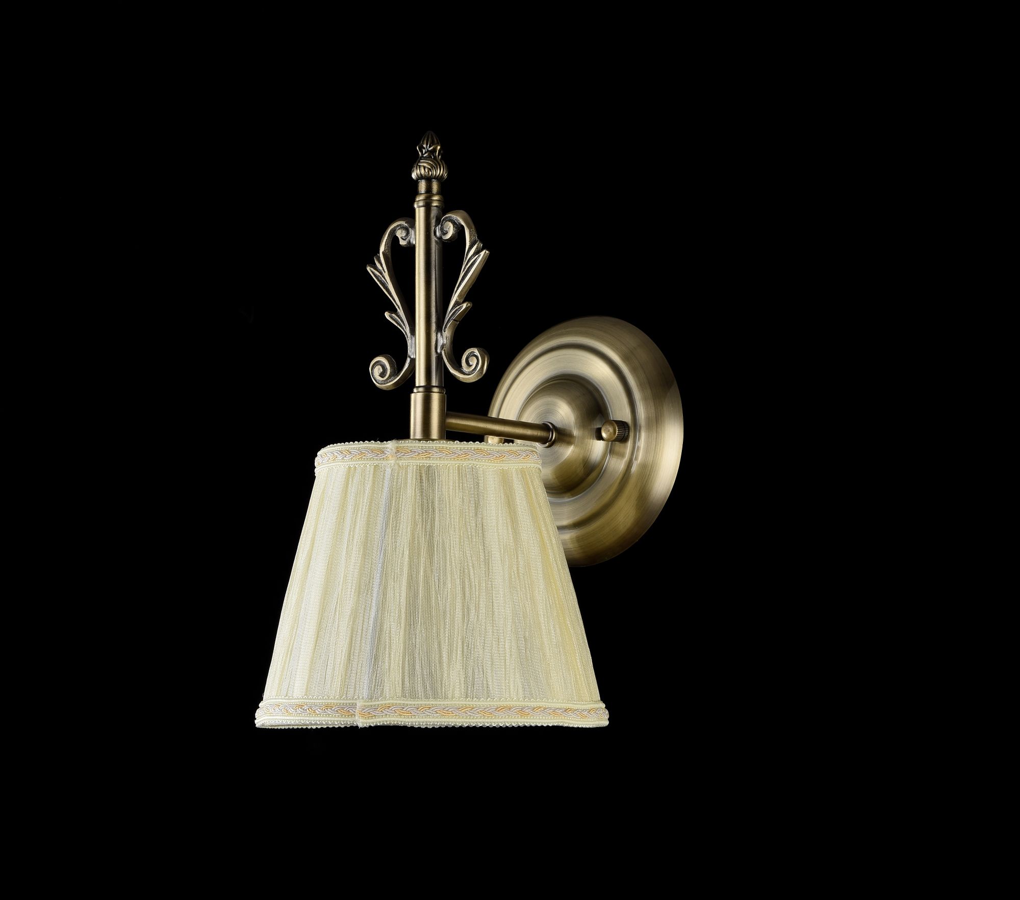 Бра Maytoni Vesta ARM330-01-R