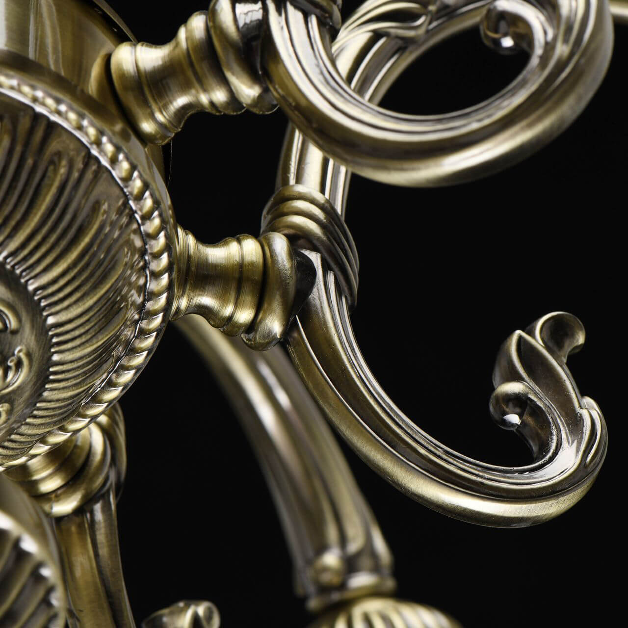 Потолочная люстра MW-Light Ариадна 450019208 в Москве