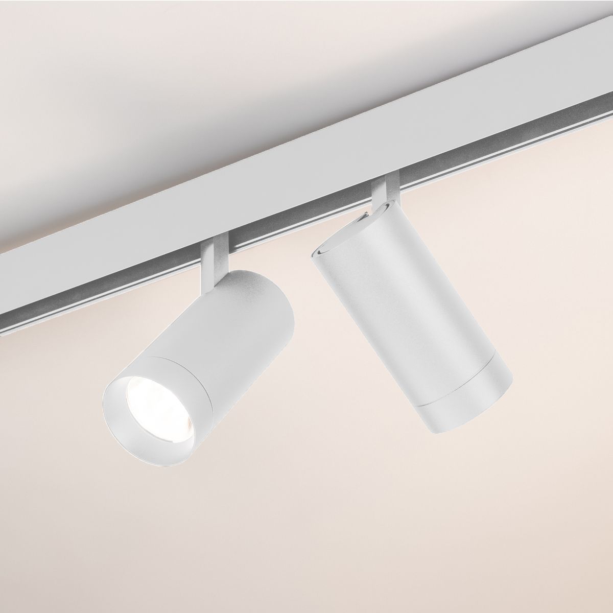 Трековый светильник Arlight Mag-Orient-Spot-R65-20W Warm3000 037124