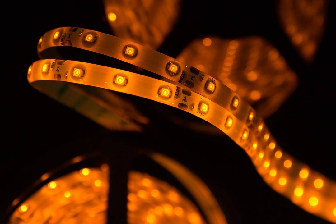 Светодиодная лента SWG SWG360-12-4.8-Y-65 000053