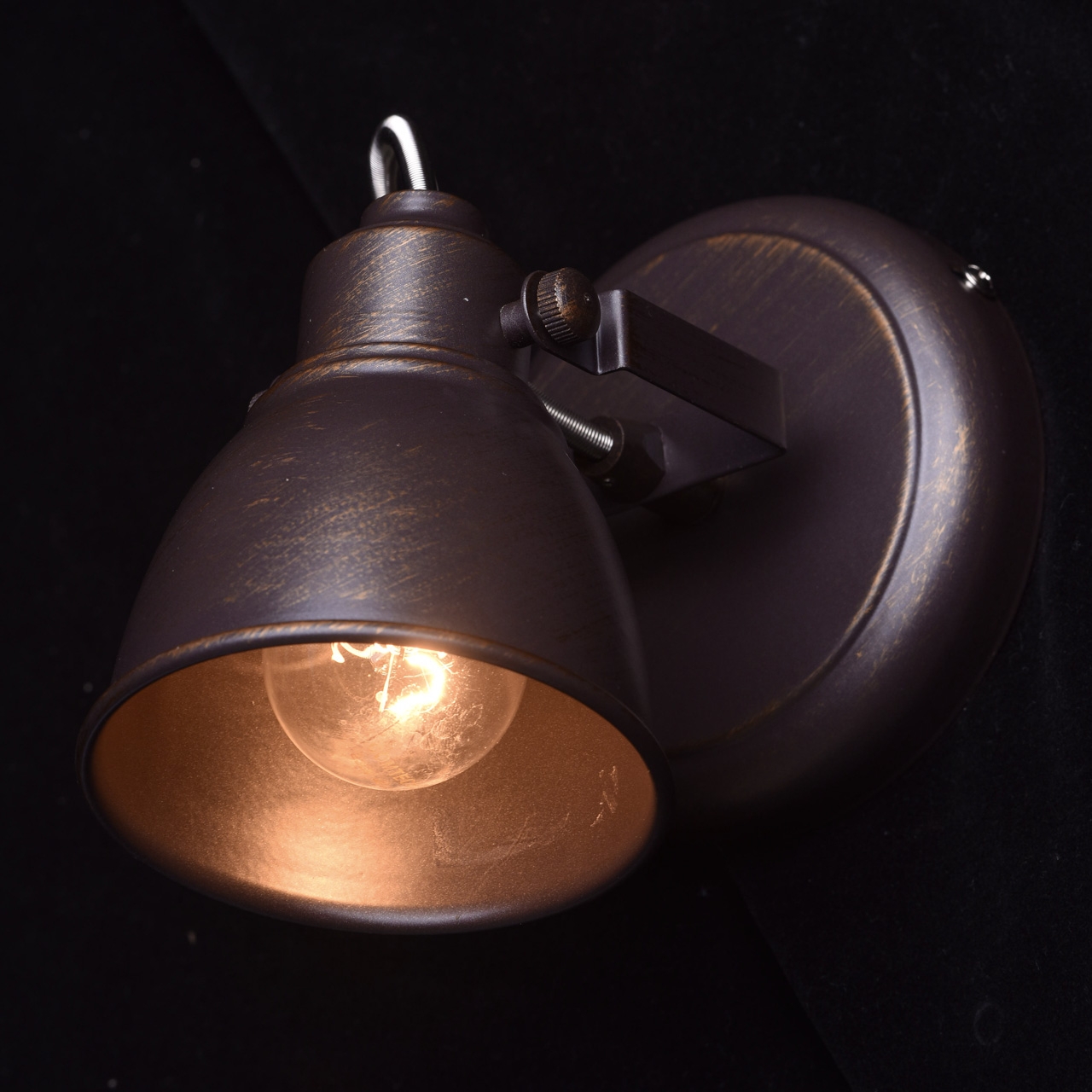 Спот De Markt Ринген 2 547020301 в Москве