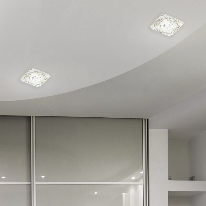 Встраиваемый светильник Novotech OLA 370203