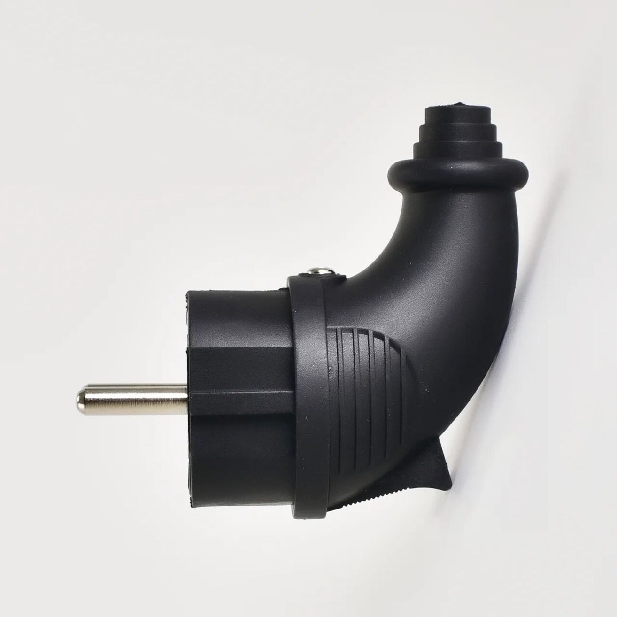 Вилка трехфазная Lezard Каучук 332-0100-0201/201