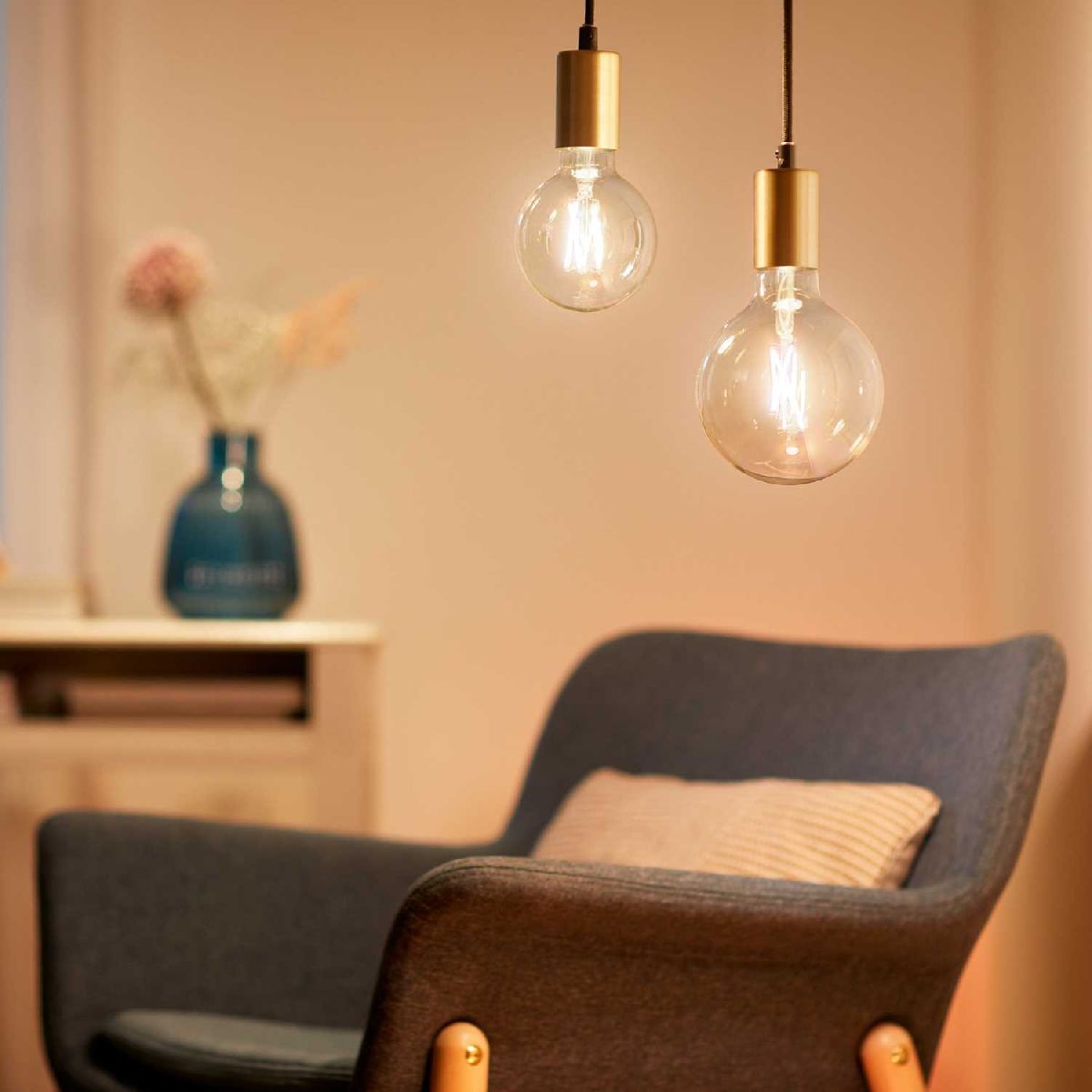 Умная светодиодная лампа Wiz Wi-Fi BLE60WG95E27927-65CL1PF/6 E27 7W 2700/6500K 929003018201