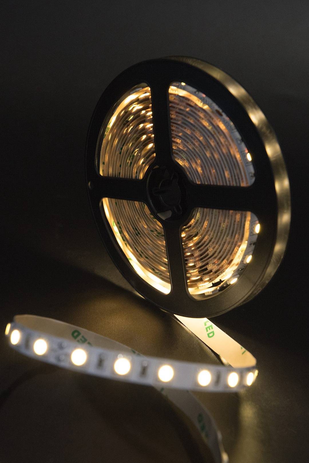 Светодиодная лента SWG SWG560-24-14.4-WW 000037