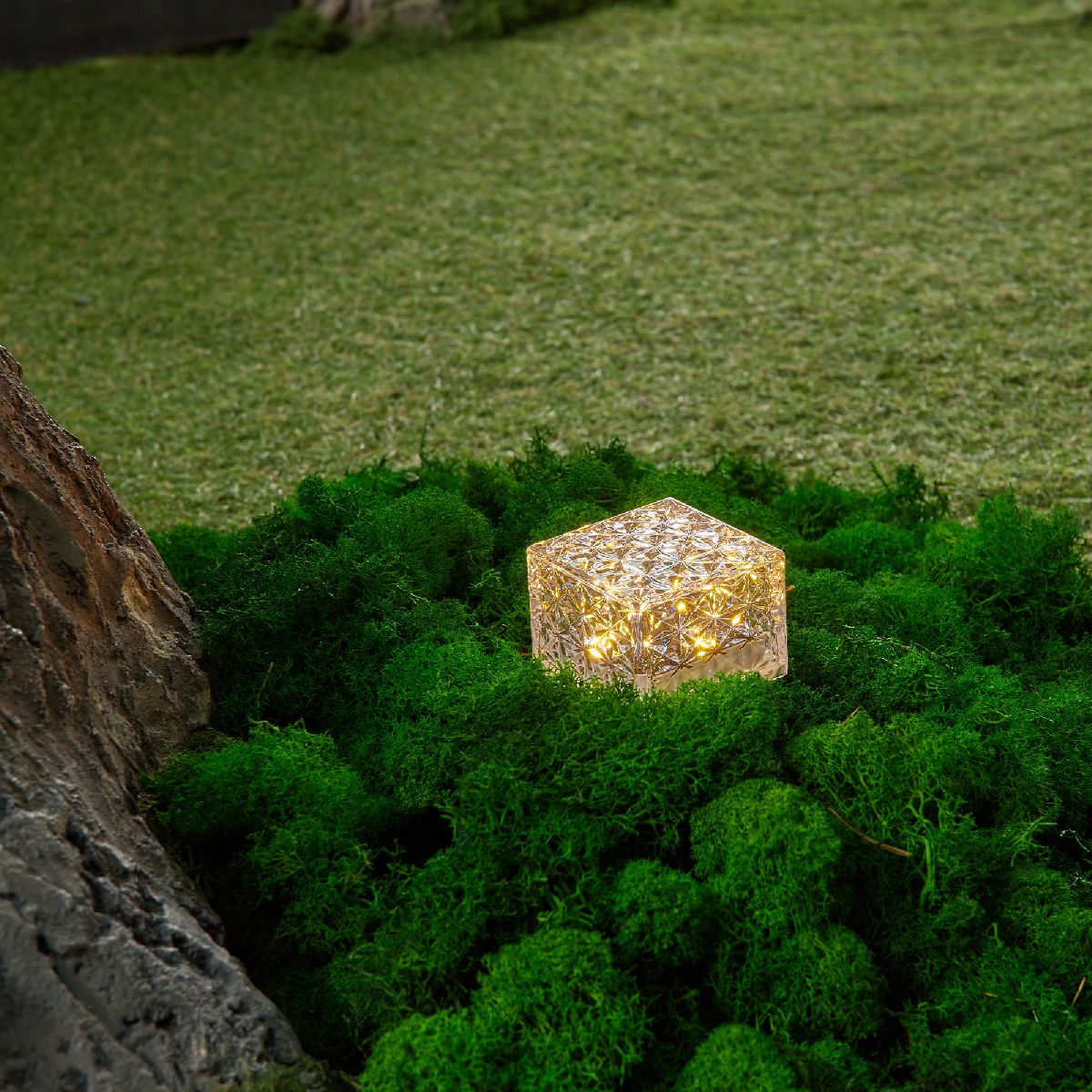 Садовый светильник на солнечной батарее Uniel USL-F-172/PT050 ICECUBE UL-00011750