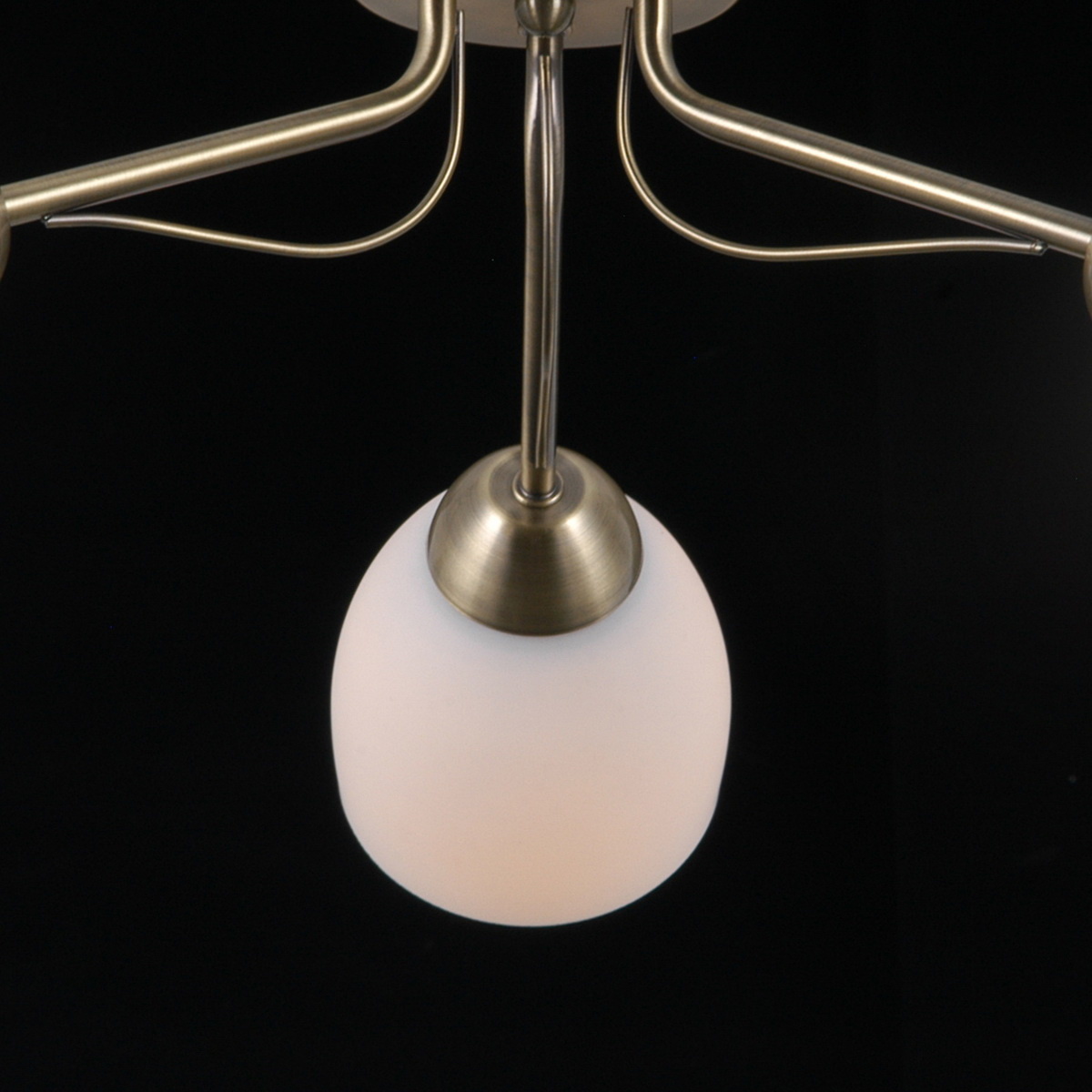 Потолочная люстра Illumico IL0333-3CSQ-79 AB