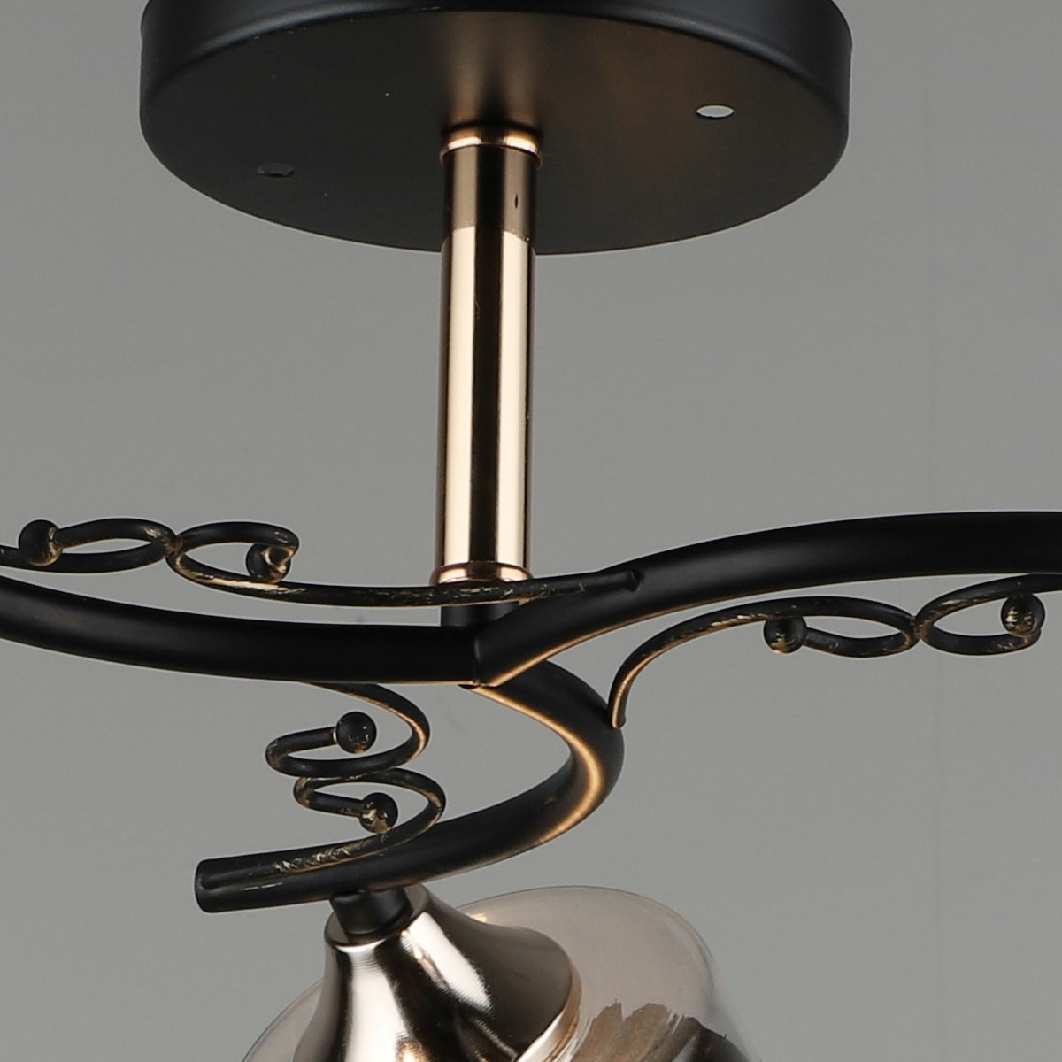 Люстра на штанге Reluce 04846-0.3-03