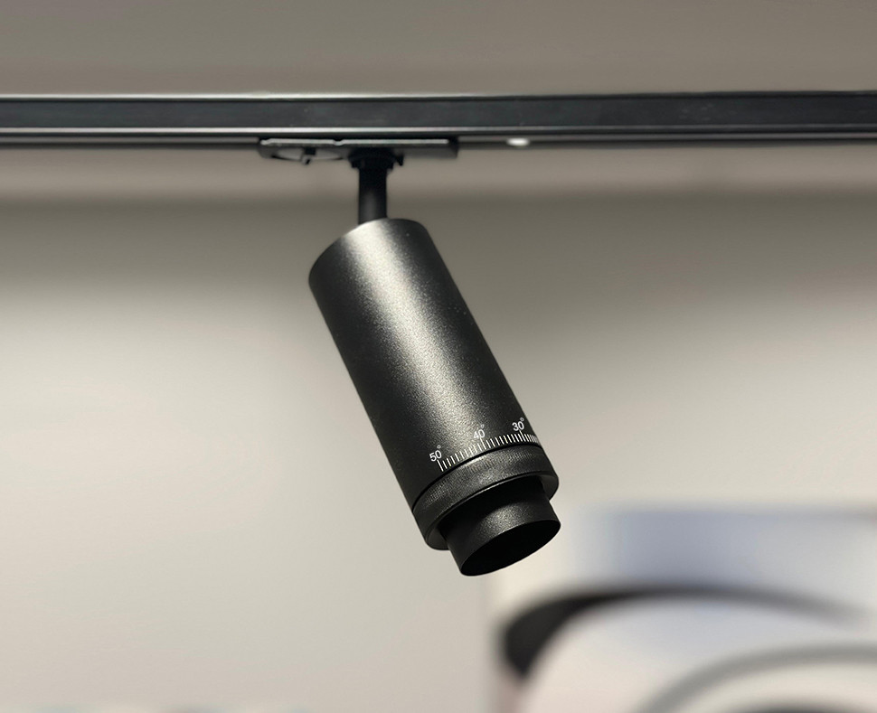 Трековый светильник Italline IT02-021 black 3000K
