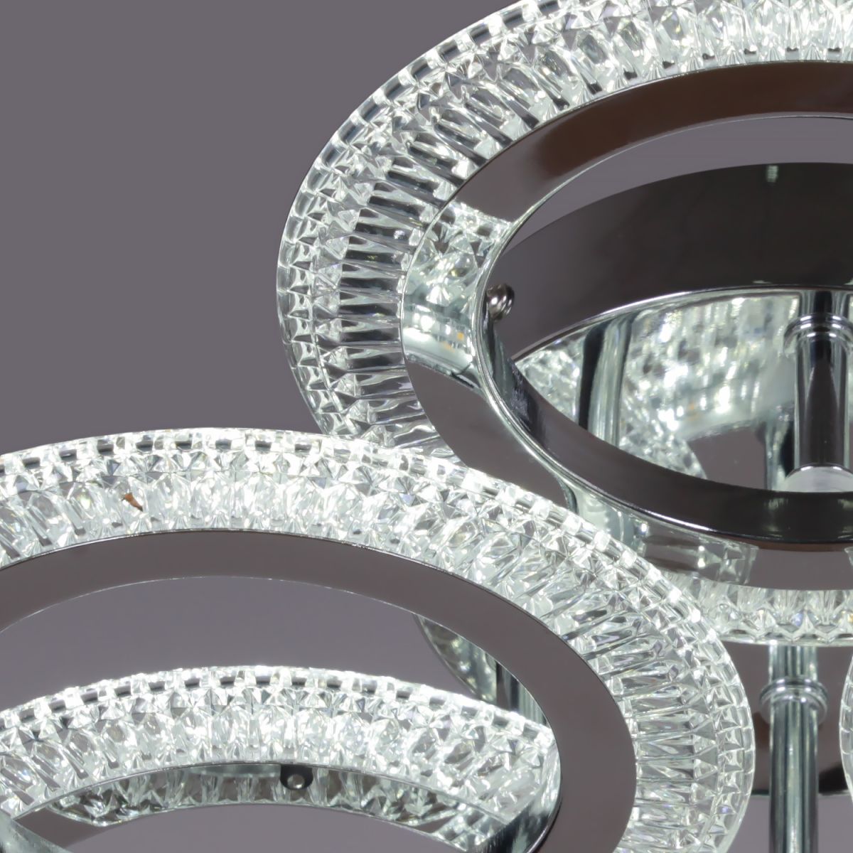 Потолочная люстра Reluce 09837-0.3-3+3 CR