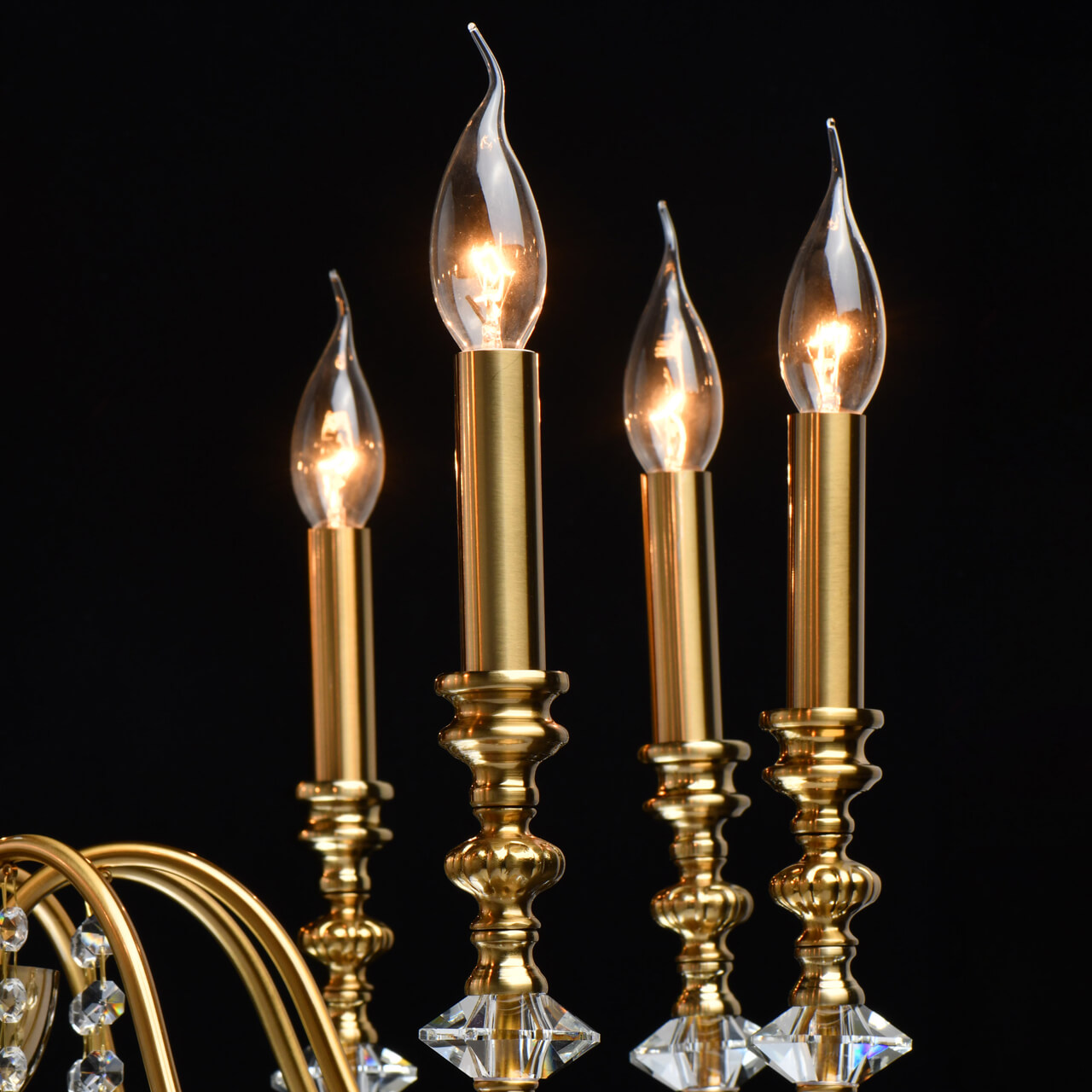 Подвесная люстра MW-Light 614012910