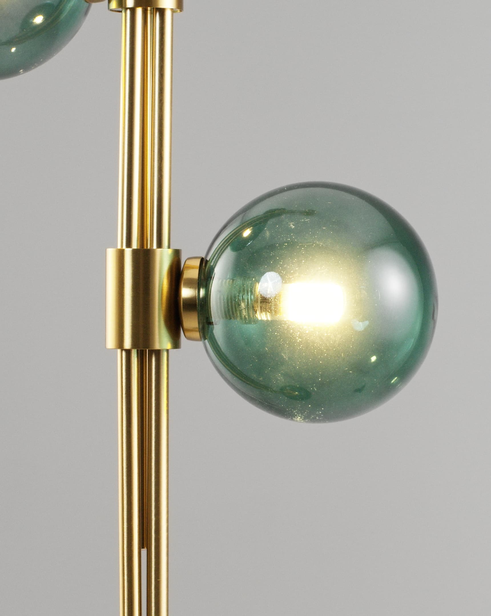 Потолочный светильник на штанге Moderli Sience V10251-3P