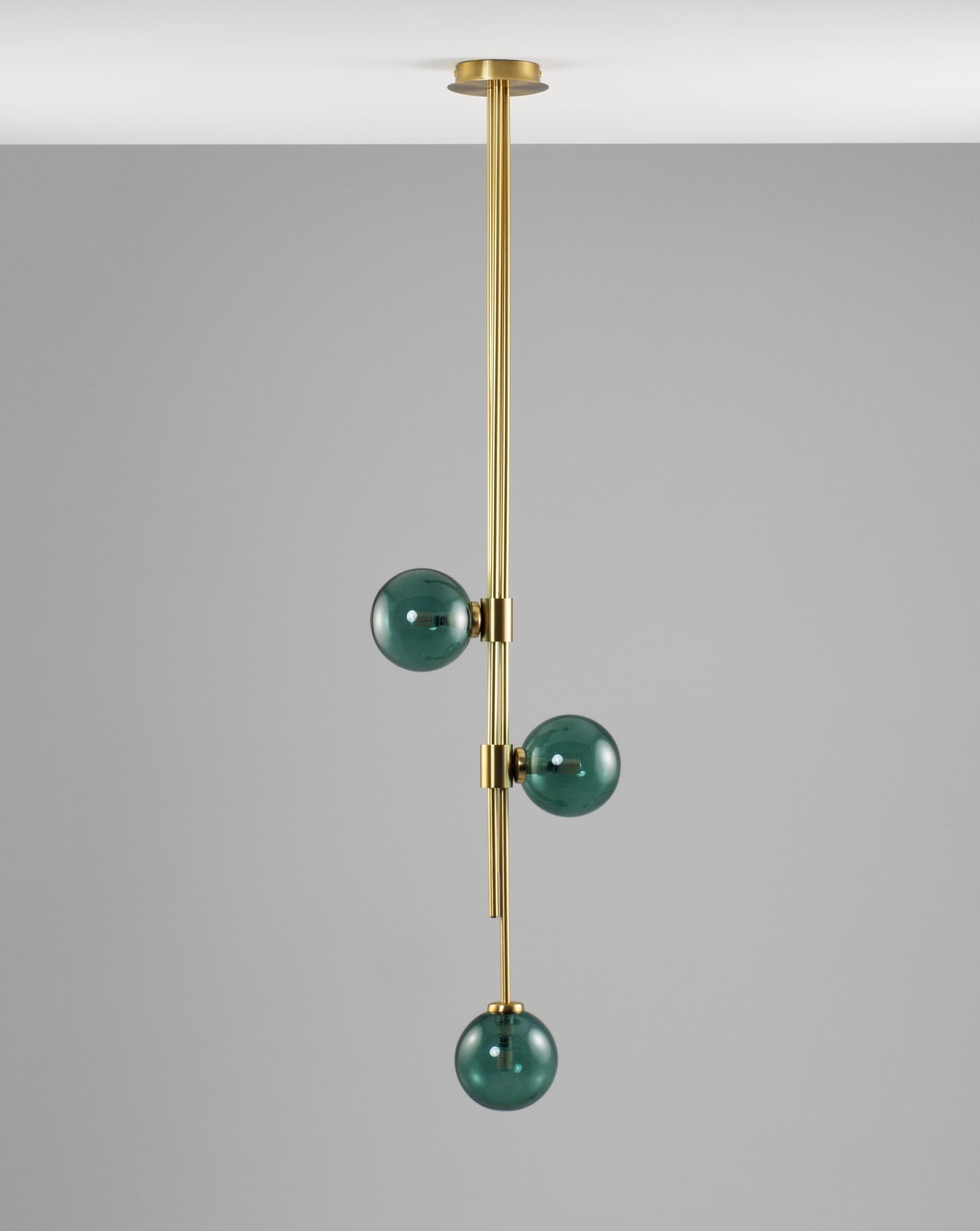 Потолочный светильник на штанге Moderli Sience V10251-3P