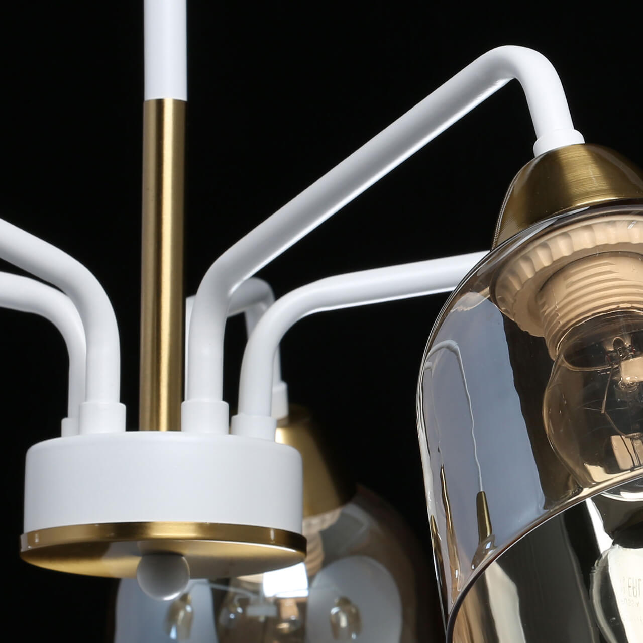 Люстра на штанге De Markt City Альфа 324017205