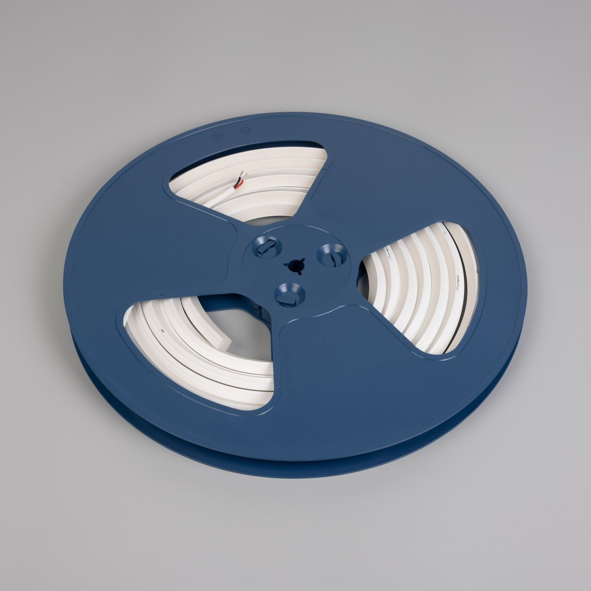 Светодиодная лента герметичная Arlight MOONLIGHT-3D-X544-10x10mm 24V Warm3000 (8 W/m, IP67, 5m, wire x1) (Вывод боковой) 055190