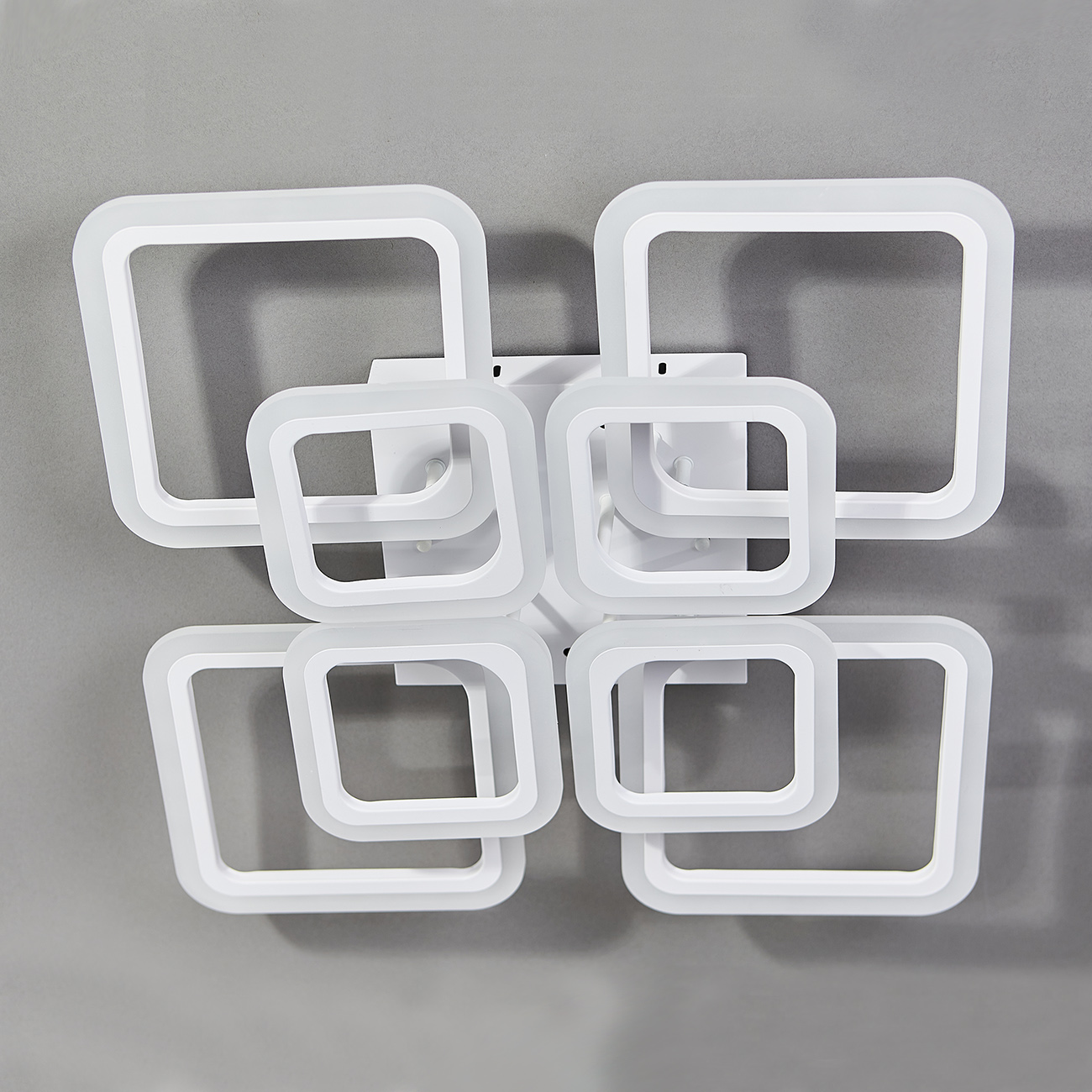 Потолочная люстра Escada Attic 10219/8LED 130W