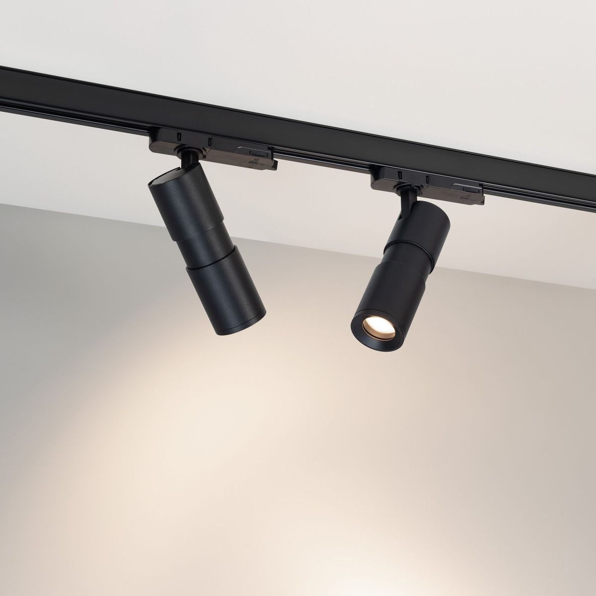 Трековый трехфазный светильник Arlight LGD-ARTEMIS-TRACK-4TR-R55-12W Day4000 (BK, 8-80 deg, 230V, DALI) 057691