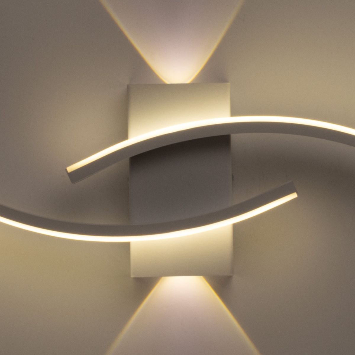 Настенный светильник De Markt City Драйв 377025504