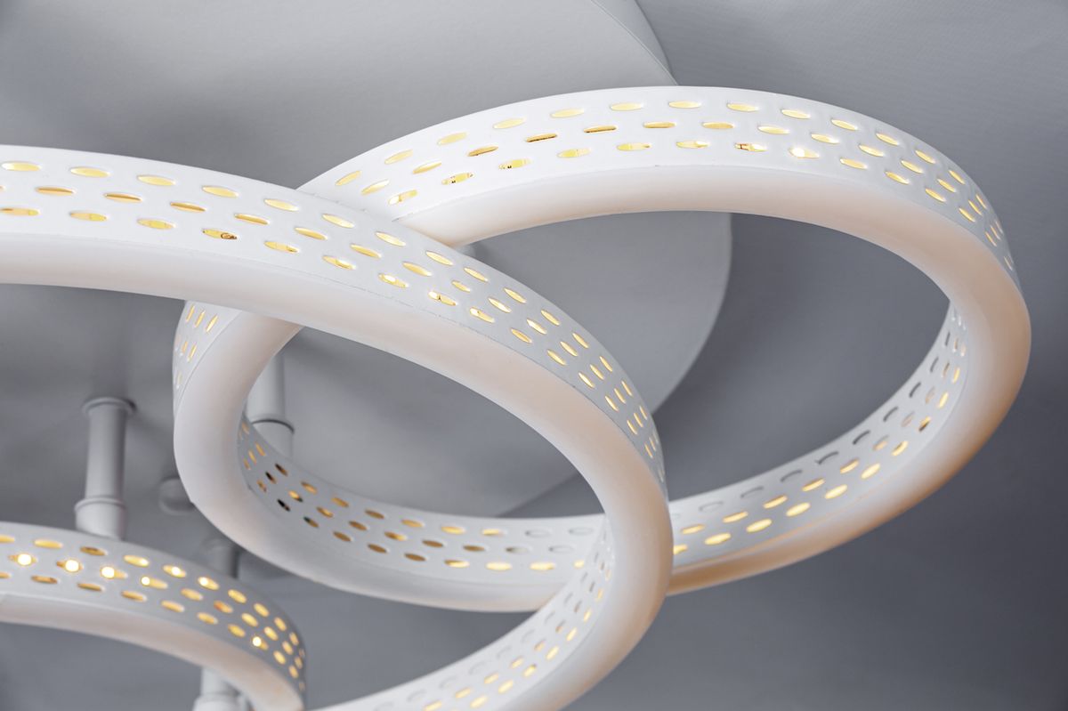 Потолочная светодиодная люстра Escada 10240/4LED