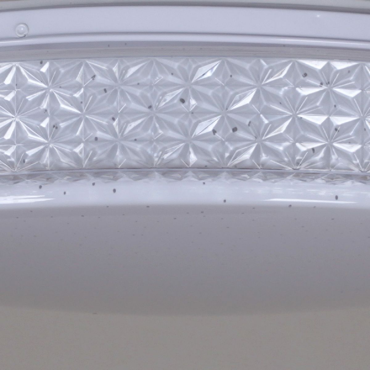 Потолочная люстра Reluce 97196-9.2-120WL