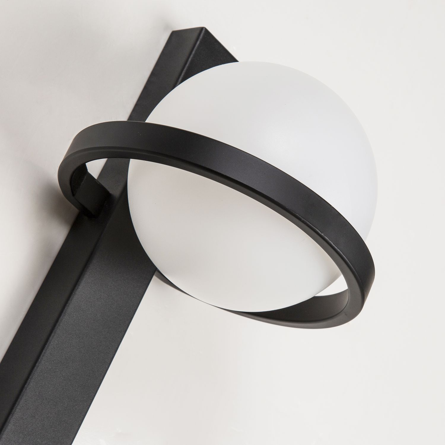 Спот Favourite Twin 4068-2W