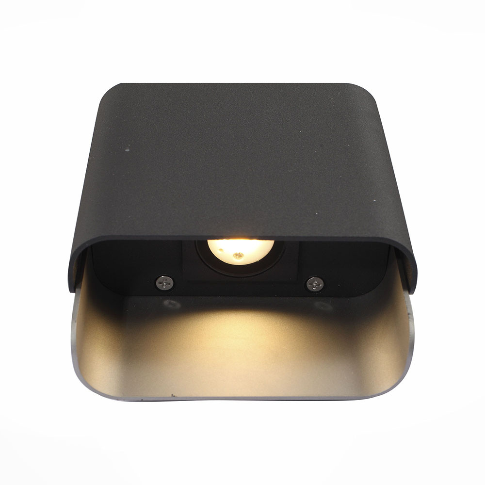 Уличный настенный светодиодный светильник ST Luce Cambra SL564.401.02