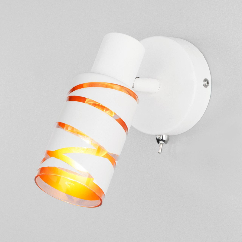 Спот Eurosvet Flute 20085/1 белый