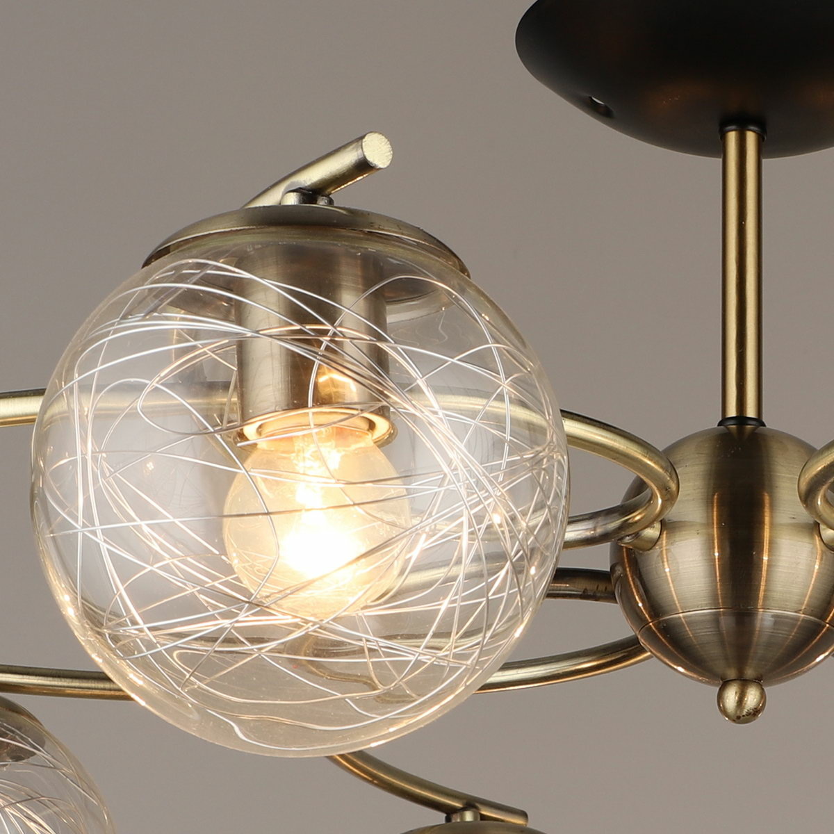 Люстра на штанге Reluce 04604-0.3-08