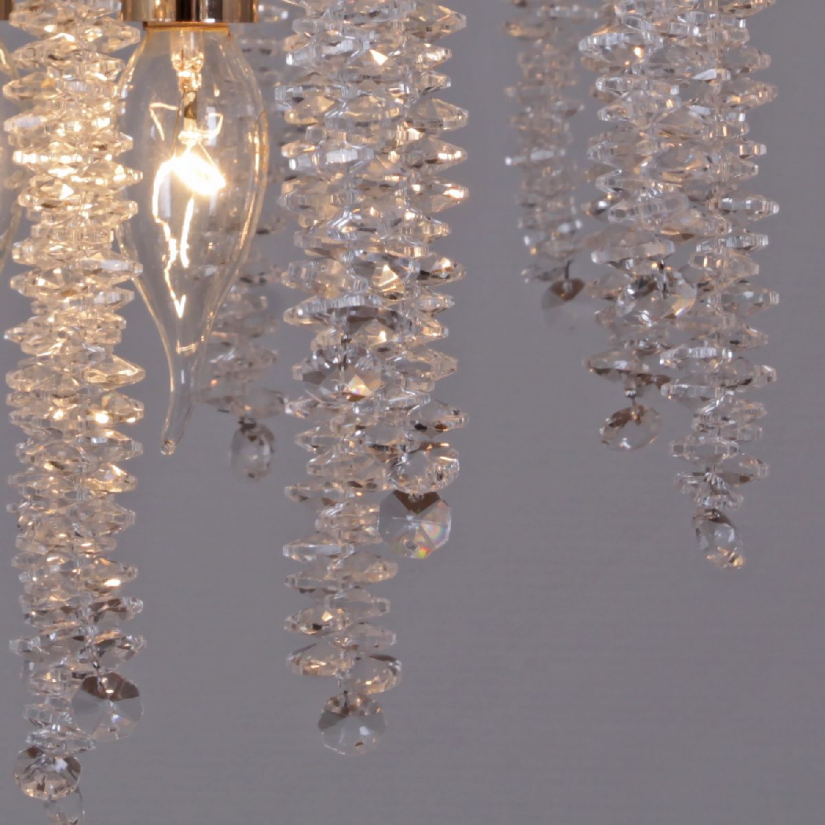 Подвесная люстра Reluce 08286-0.4-10 FG