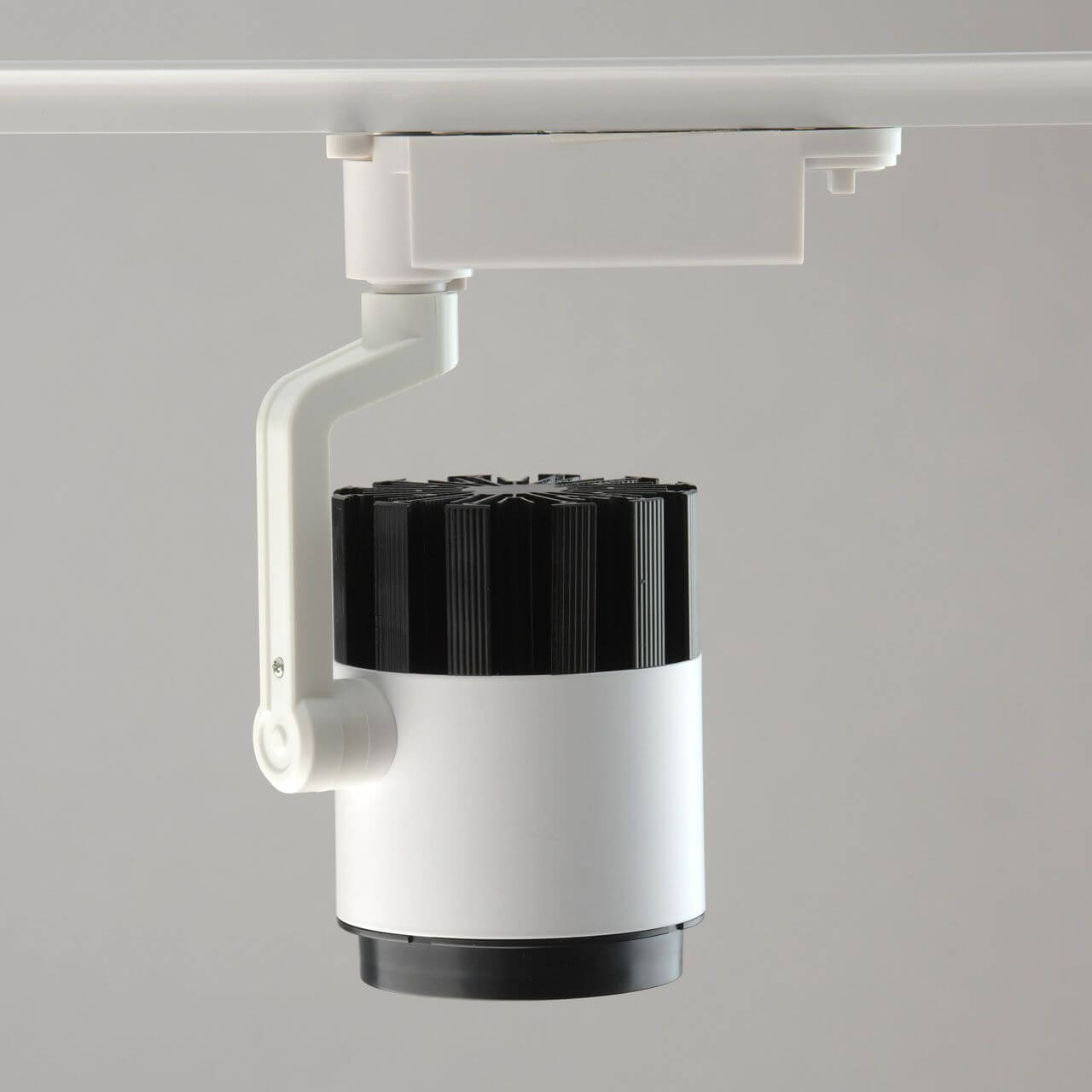 Трековый светодиодный светильник De Markt Трек-система 550011001