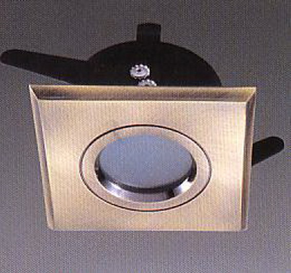 Встраиваемый светильник Italline MR16CR