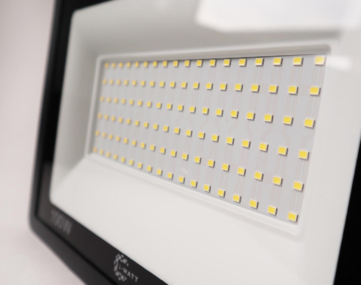 Прожектор i-Watt i-12108