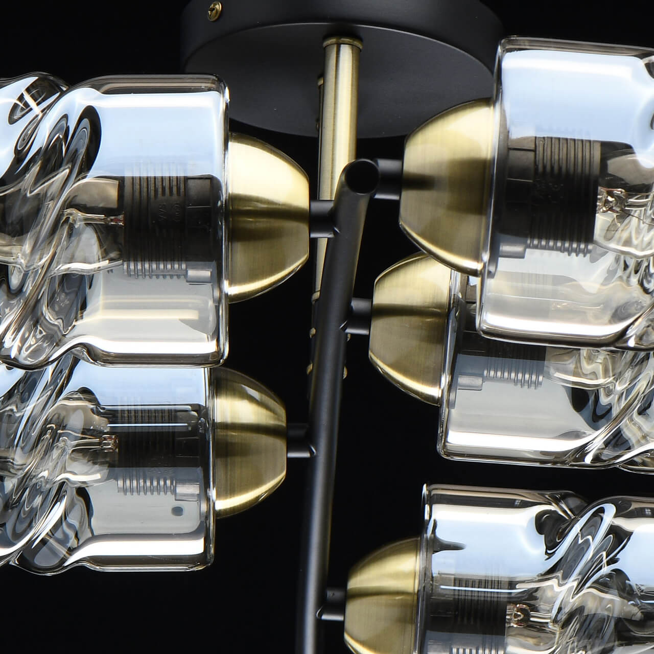 Люстра на штанге DeMarkt 638017806 в Москве