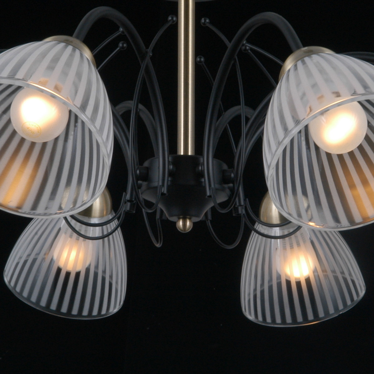 Люстра на штанге Illumico IL0198-8CSQ-79 BK AB