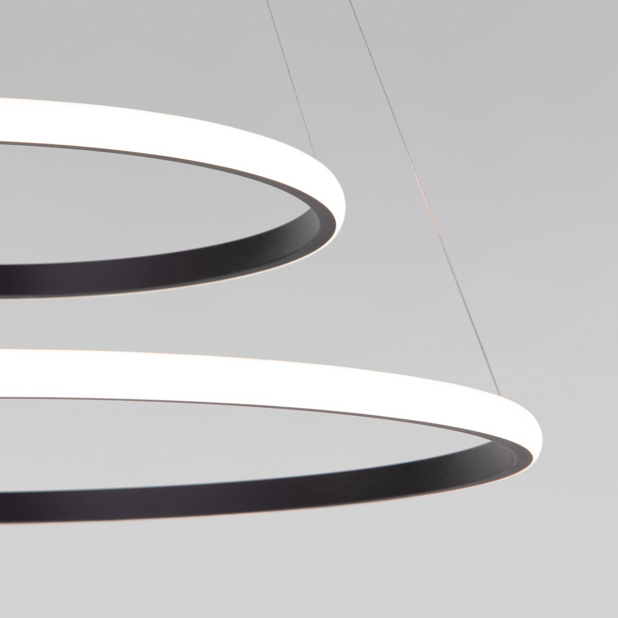 Подвесная люстра с пультом Eurosvet Collars 90264/2 черный