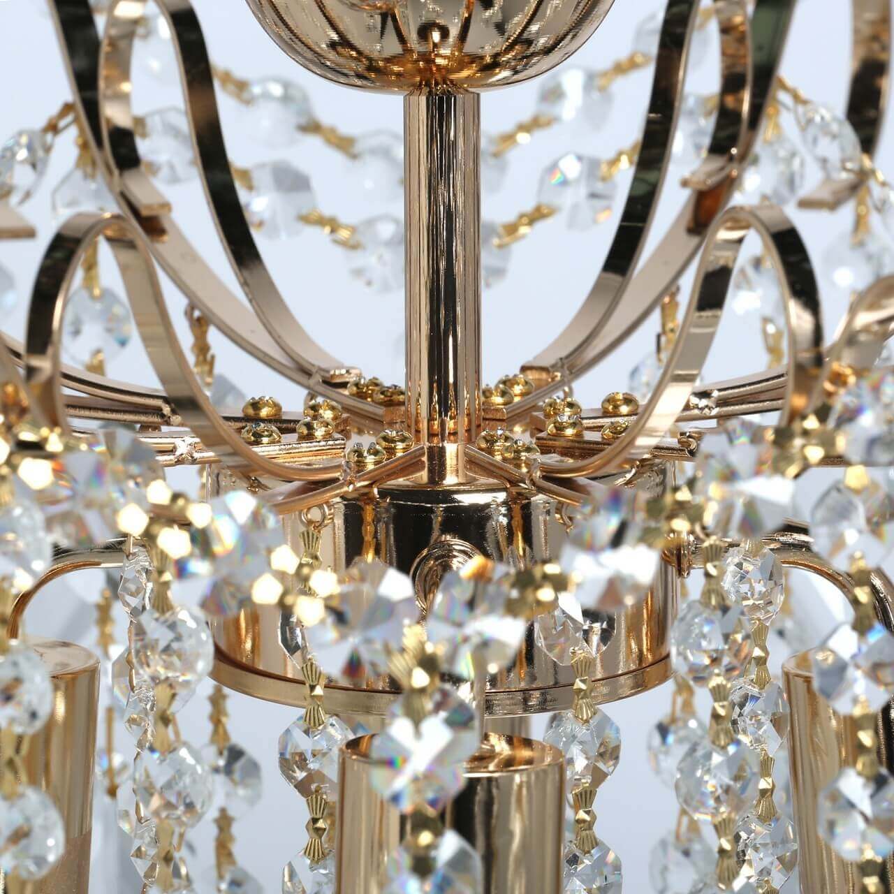 Люстра на штанге DeMarkt 464019304