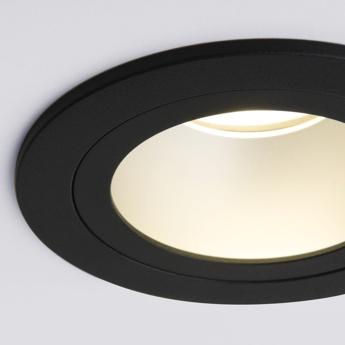 Встраиваемый светильник Elektrostandard 122 MR16 4690389168895