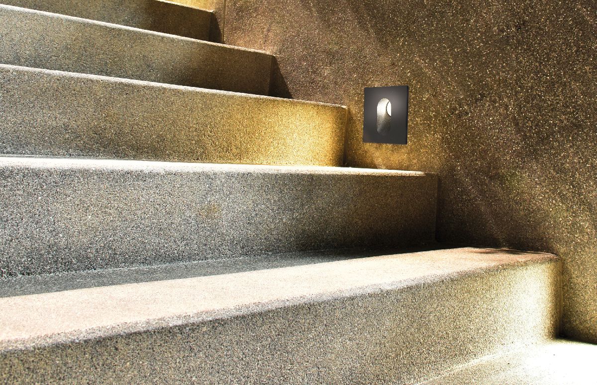 Уличный светодиодный светильник Maytoni Via Urbana O022-L3GR