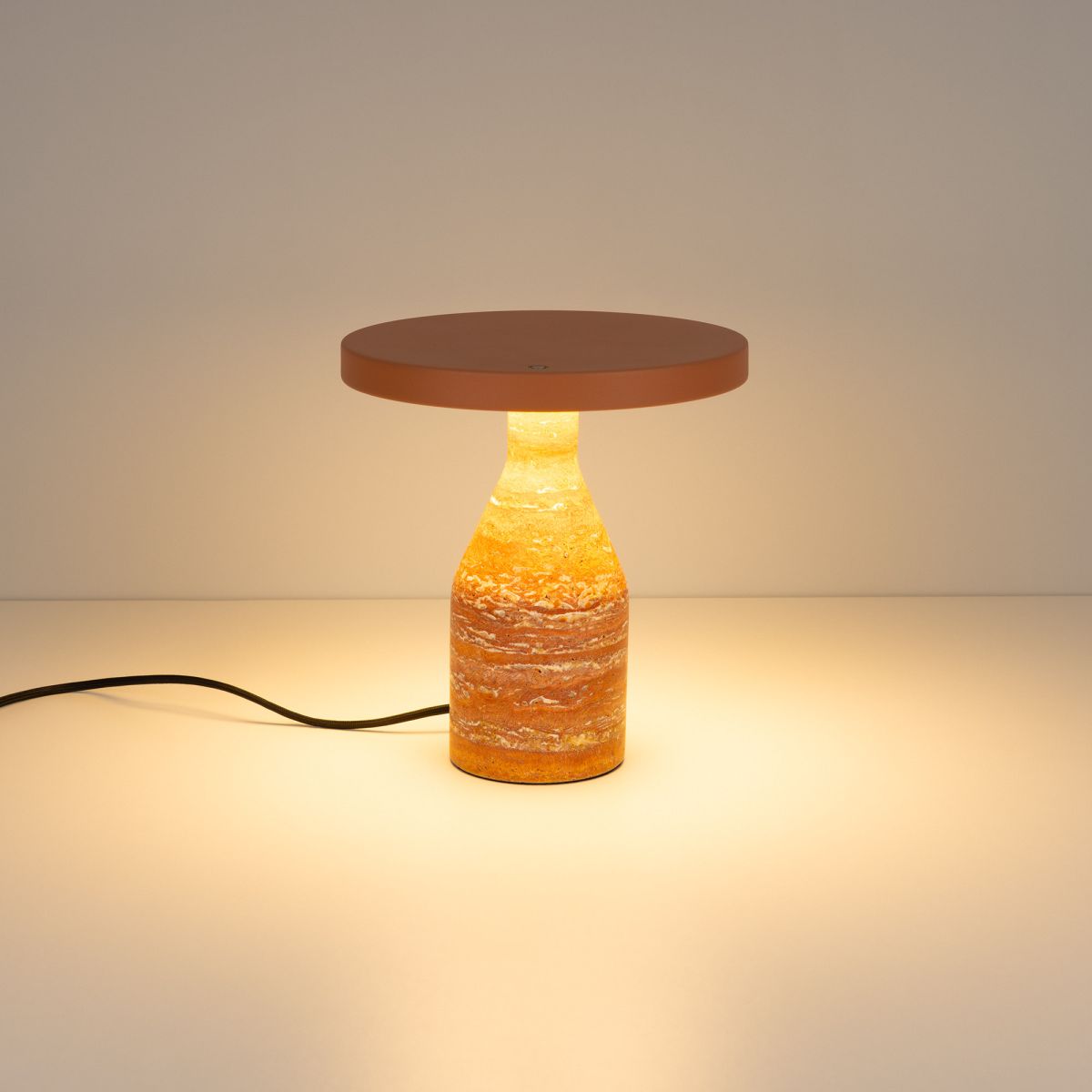 Настольная лампа Arlight SP-CROOD-TAB-R22.5x24-7W Warm3200-MIX (RD-BRG, 140 deg, 230V) (IP20, Травертин) 061732