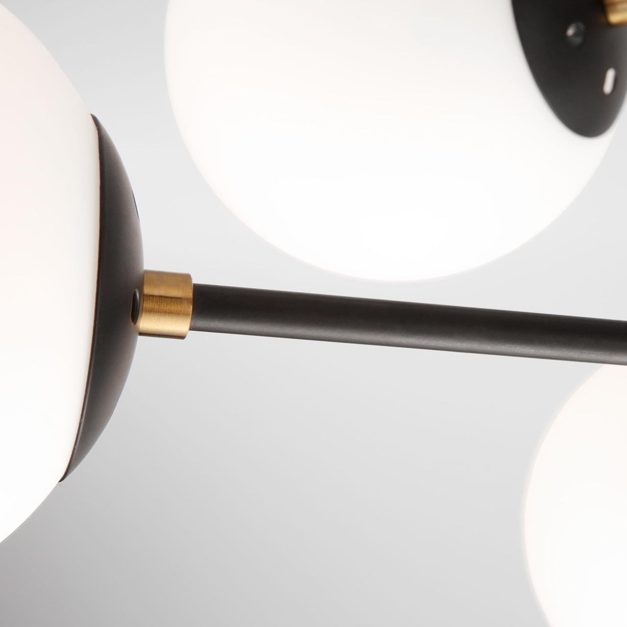 Потолочная люстра Eurosvet Austin 70091/8 черный