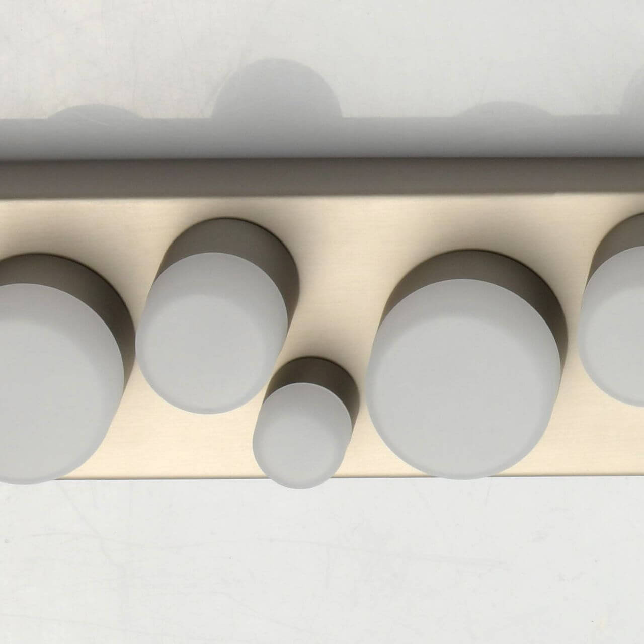 Потолочная светодиодная led люстра De Markt Морфей 1 710010118