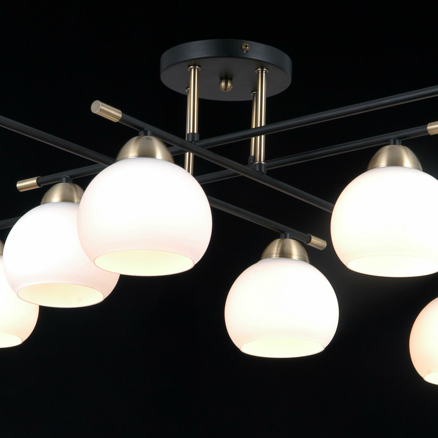 Люстра на штанге Illumico IL0446-8CSQ-79 BK