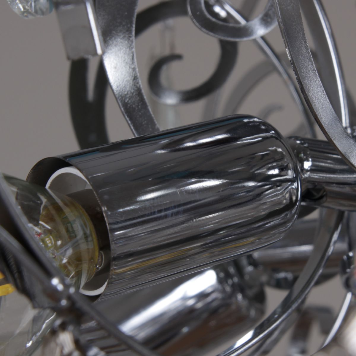 Люстра на штанге Reluce 79030-0.3-600A CH