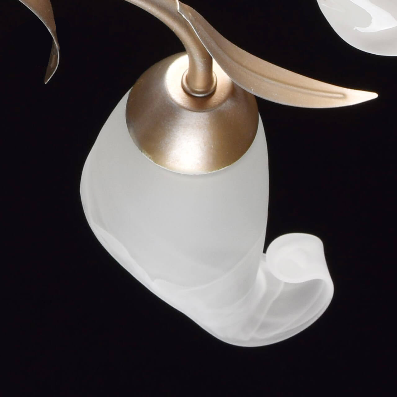 Потолочная люстра MW-Light Восторг 19 242016205 в Москве